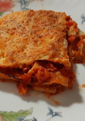 Una foto de Lasaña de bacalao y langostinos