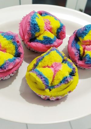 Foto resep Bolu kukus mekar rainbow