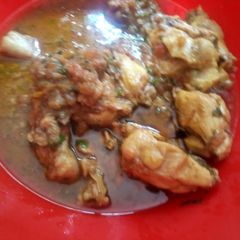 A picture of Chicken curry.