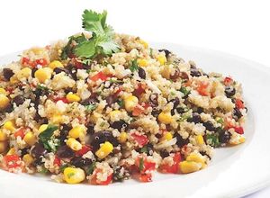 Una foto de Ensalada de quinoa con aderezo de comino