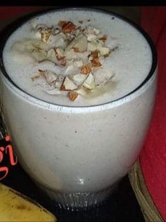 A picture of Banana Almond Butter Smoothie.