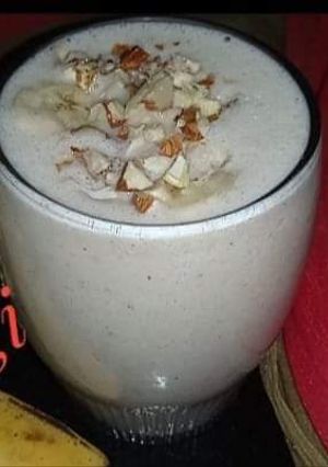 A picture of Banana Almond Butter Smoothie.
