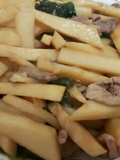 竹筍炒肉絲 的食譜成品照片