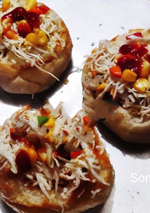 A picture of પીઝા બન (Pizza bun recipe in gujarati).