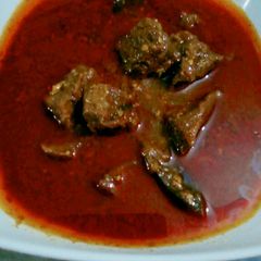 A picture of Beef qorma.