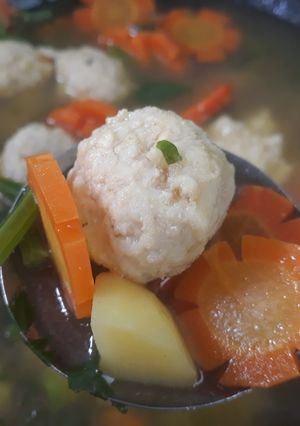 Foto resep Sup bakso ayam ala mimi Shidqya