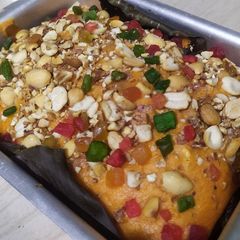 A picture of Mango banana cake.