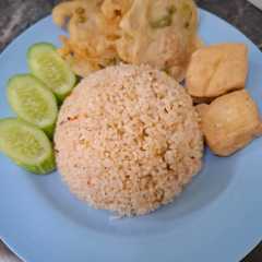 A picture of Nasi cikur khas tasikmalaya.