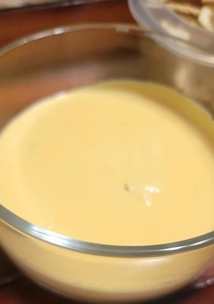 A picture of Cheese Sauce.