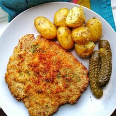 A picture of Turkey Schnitzel.