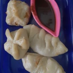 A picture of Veggies Momos.