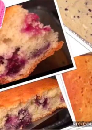 A picture of Blueberry cake.