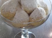 Una foto de polvorones en sarten