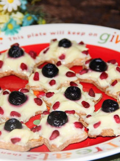 A picture of Classic Vanilla Custard Fruit Tarts.