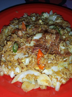 Foto resep Mie tek tek (mie instan goreng)