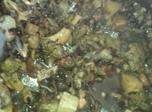Una foto de Huitlacoche con vegetales para vegetarianos