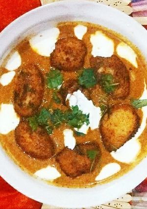 A picture of Pumpkin kofta curry.