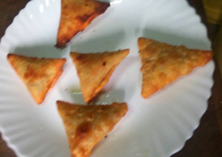 Step-by-Step Guide to Prepare Favorite Beef samosa. #Ramadhan contest