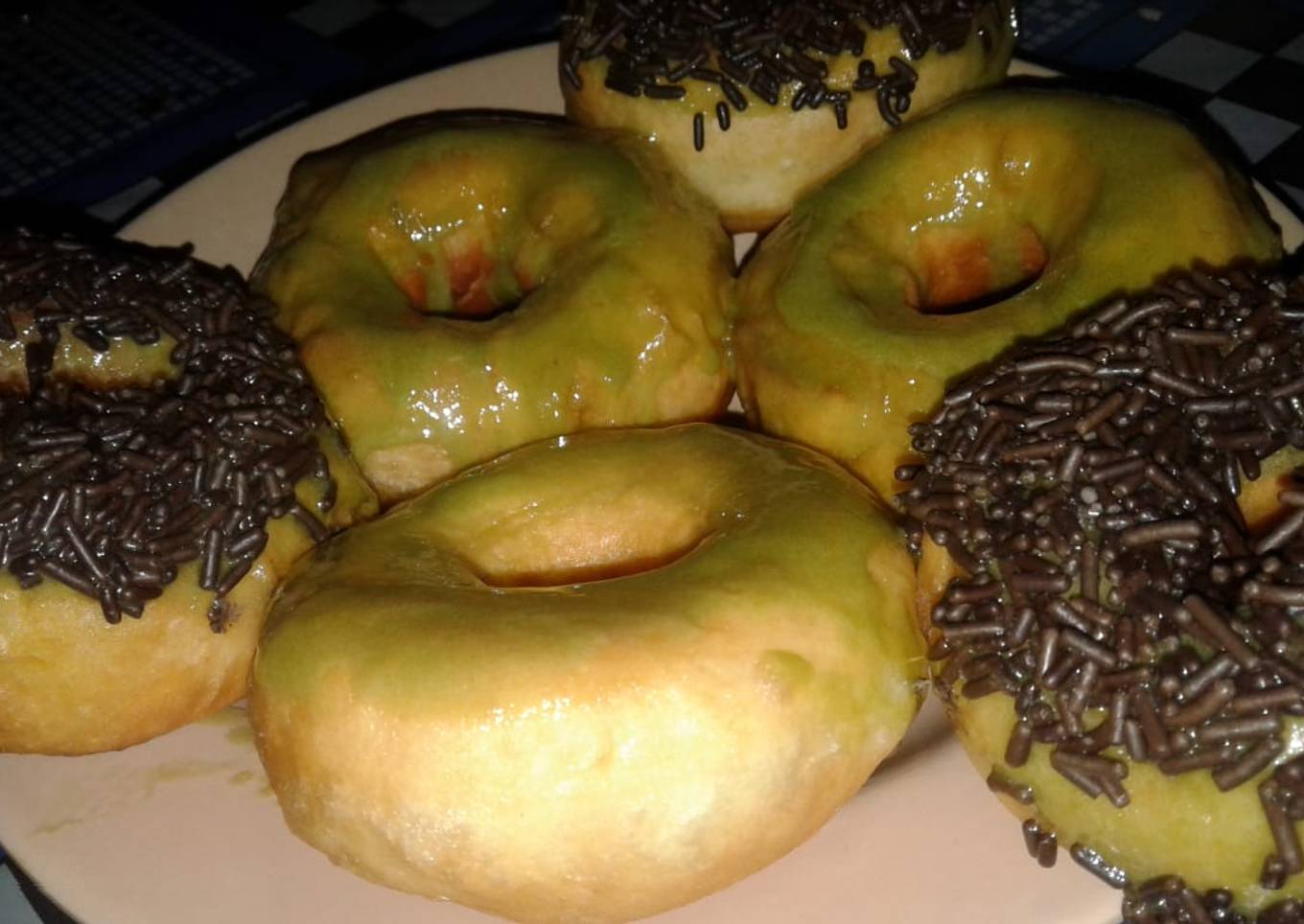 #10. Donat bolong tengahe