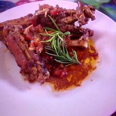 A picture of Pan fried spicy-juicy chicken.