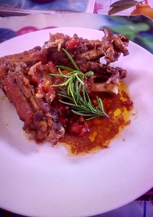 A picture of Pan fried spicy-juicy chicken.
