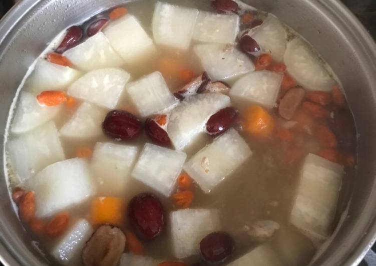 Cara Gampang Menyiapkan Sup Baikut Lobak Wortel Anti Gagal