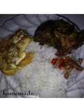 Nasi hangat telur dadar ikan mas sambal matah simple