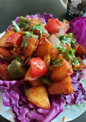 બાર્બિક્યૂ ચીલી ઈડલી(Barbecue chilli idli recipe in Gujarati) રેસીપી મુખ્ય ફોટો