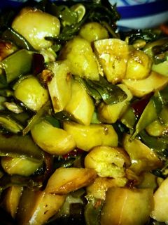 सेमी आलू की सब्जी (semi aloo ki sabzi recipe in Hindi) रेसिपी मुख्य फोटो