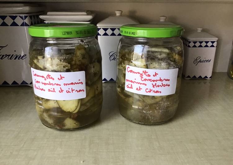 Recipe of Ultimate Tagliatelles de courgette et concombre marinés herbes ail et citron
