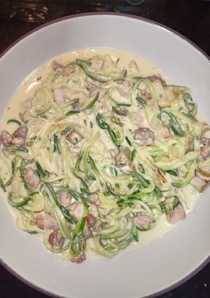 Una foto de Zuchinni Spaghetti a la carbonara 🇮🇹sin gluten/low carb/keto