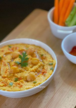 A picture of Roasted Carrot Hummus.
