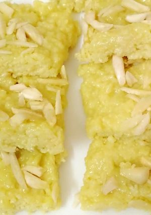 A picture of Khoye ki burfi.
