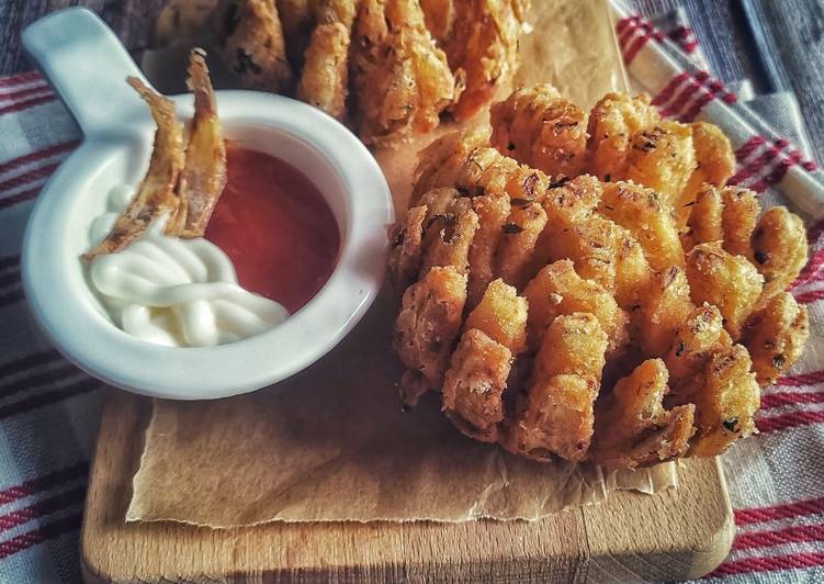 Blooming Onion