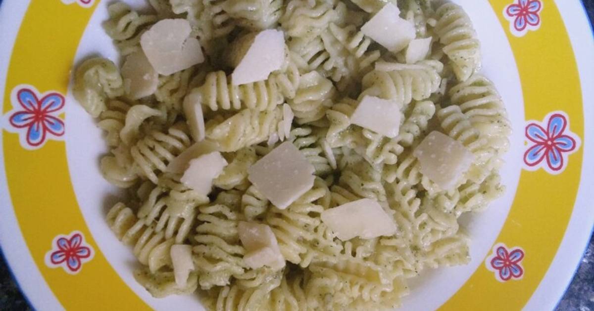 Radiatori al pesto Receta de Juan Lorenzo Cookpad
