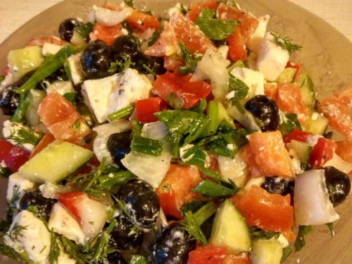 How To Prepare salad Yunani which Delicious