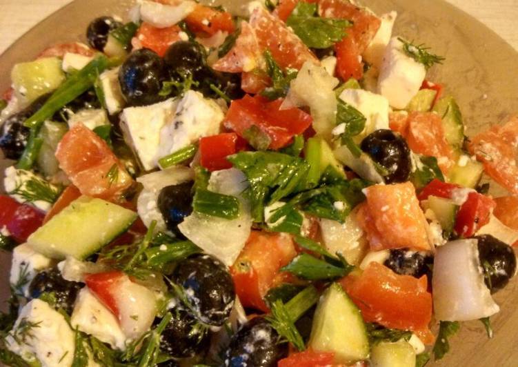 How to Prepare Appetizing Greek salad