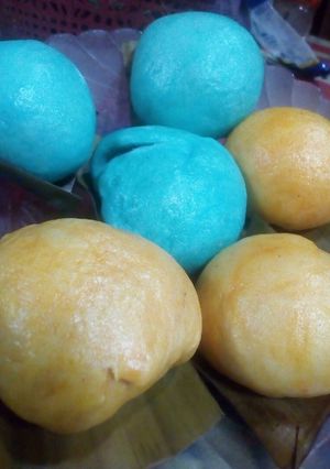 Foto resep Bakpau Warna Warni (Isi Cokelat Empuk)