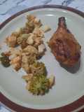 Pollo en Parrigas con palmitos y brócoli