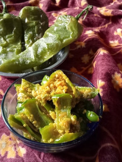 રાયતા મરચાં (Raita Marcha Recipe In Gujarati) રેસીપી મુખ્ય ફોટો
