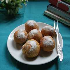 A picture of Bola-bola Ubi.