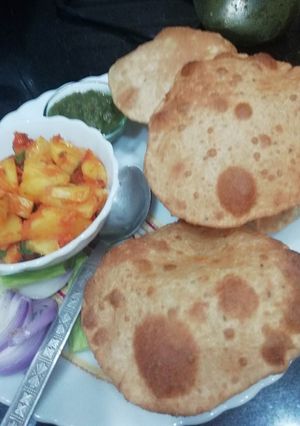 A picture of Alur Puri.
