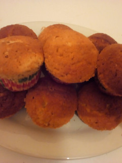 A picture of Vanilla sponge cake.