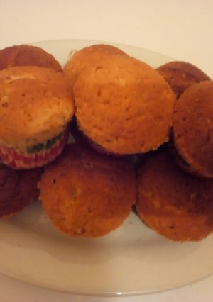 A picture of Vanilla sponge cake.