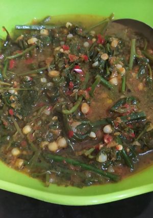 Foto resep Tumis sayur pakis pakai kuah