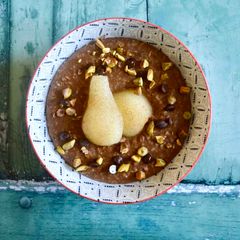 A picture of Chocolate, Pistachio and Pear Porridge.