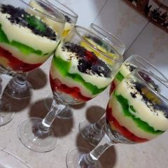 A picture of Fruit custard.
