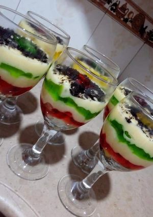 A picture of Fruit custard.