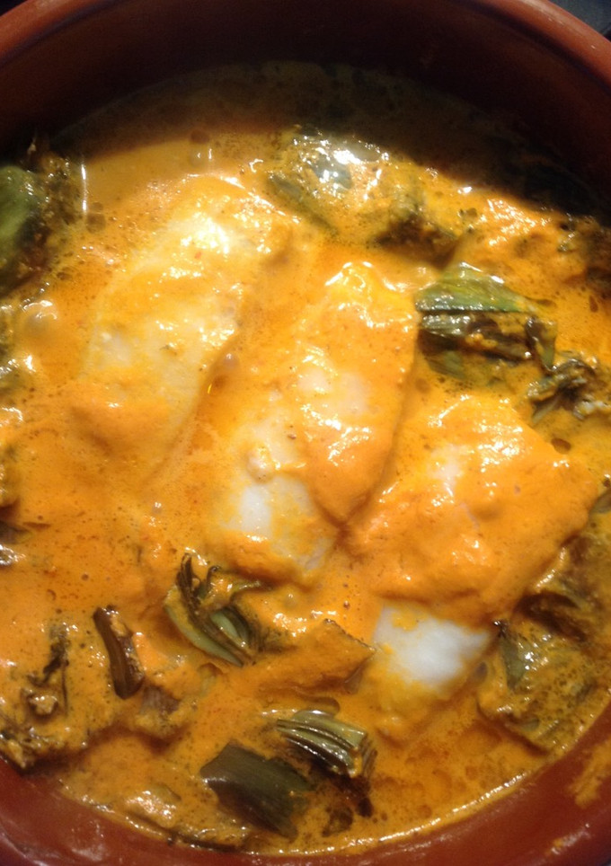 Una foto de Bacalao con romesco y alcachofas 