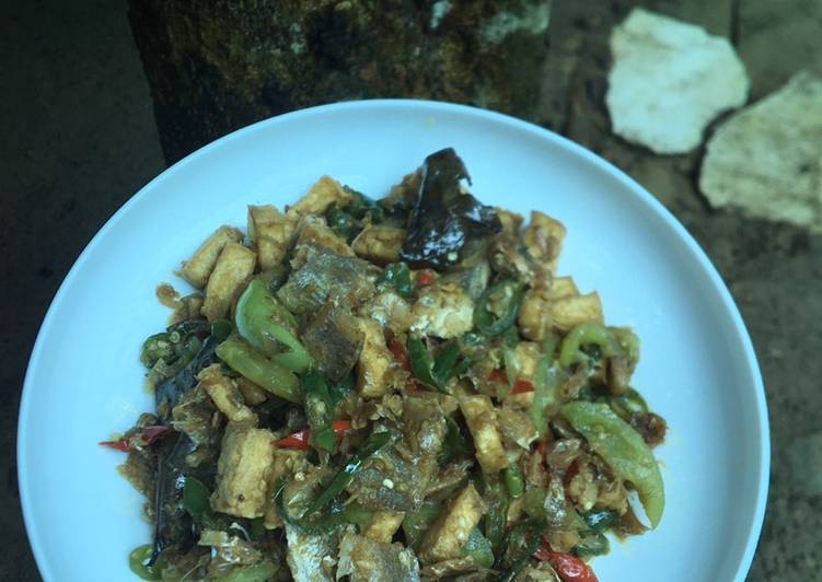 Resep Sambal ijo ikan asin+tahu yang Enak